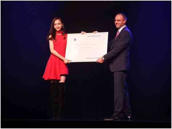 通灵珠宝代言人(通灵珠宝代言人有哪些)插图7 通灵珠宝代言人(通灵珠宝代言人有哪些)插图7