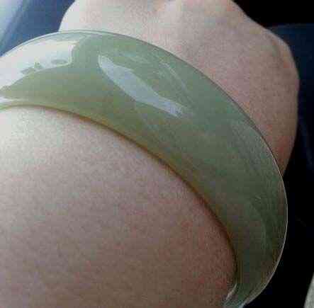 东陵石手镯价格(东陵石多少钱一克)插图3