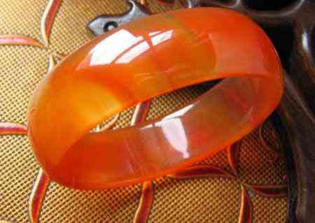 东陵石手镯价格(东陵石多少钱一克)插图16