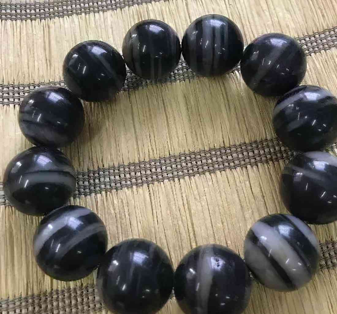 真假砭石的鉴别(真假砭石的鉴别方法)插图3 真假砭石的鉴别(真假砭石的鉴别方法)插图3