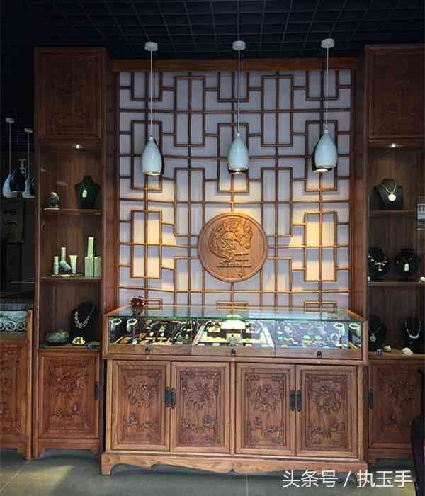翡翠专卖店(南京七彩云南翡翠专卖店)插图9 翡翠专卖店(南京七彩云南翡翠专卖店)插图9