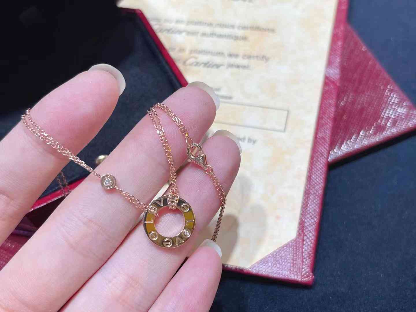 两千多买了18k金项链贵吗(两千多买的金项链可以卖多少钱)插图2