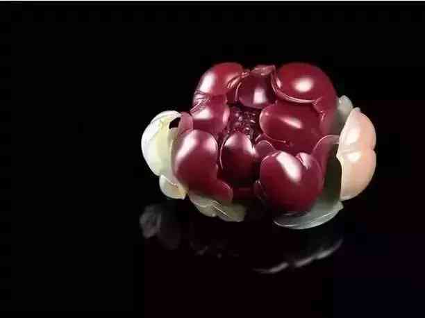 紫水晶和黄水晶哪个更招财(黄水晶适合什么属相的人)插图2 紫水晶和黄水晶哪个更招财(黄水晶适合什么属相的人)插图2