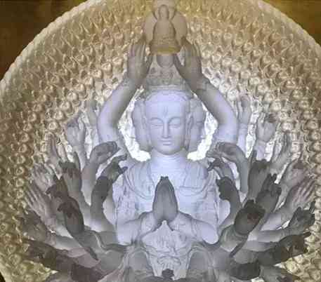 紫水晶和黄水晶哪个更招财(黄水晶适合什么属相的人)插图9 紫水晶和黄水晶哪个更招财(黄水晶适合什么属相的人)插图9