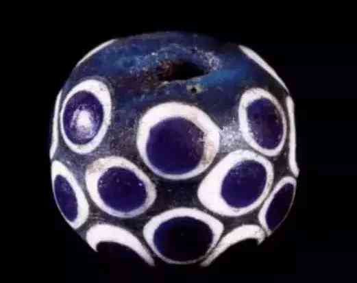 紫水晶和黄水晶哪个更招财(黄水晶适合什么属相的人)插图11 紫水晶和黄水晶哪个更招财(黄水晶适合什么属相的人)插图11