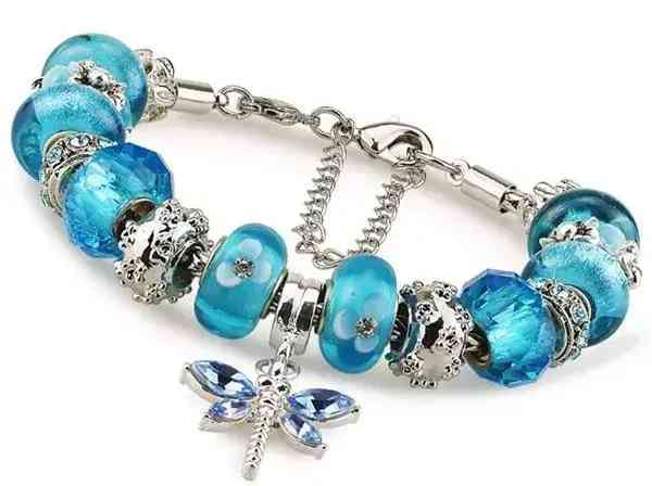 紫水晶和黄水晶哪个更招财(黄水晶适合什么属相的人)插图17 紫水晶和黄水晶哪个更招财(黄水晶适合什么属相的人)插图17