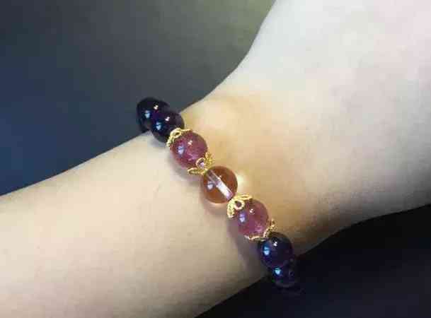 紫水晶和黄水晶哪个更招财(黄水晶适合什么属相的人)插图22 紫水晶和黄水晶哪个更招财(黄水晶适合什么属相的人)插图22