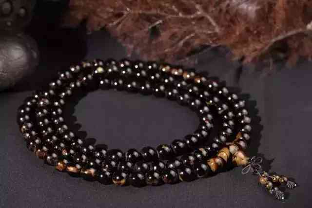 紫水晶和黄水晶哪个更招财(黄水晶适合什么属相的人)插图29 紫水晶和黄水晶哪个更招财(黄水晶适合什么属相的人)插图29