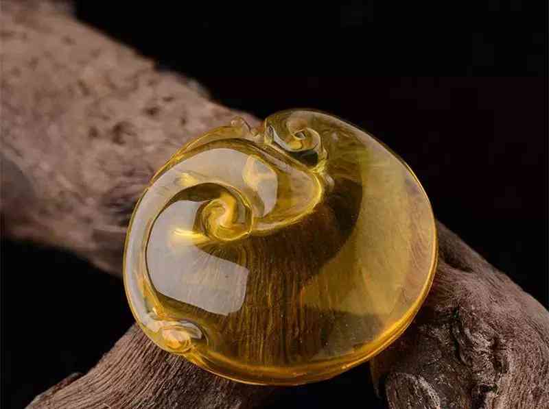 紫水晶和黄水晶哪个更招财(黄水晶适合什么属相的人)插图34 紫水晶和黄水晶哪个更招财(黄水晶适合什么属相的人)插图34