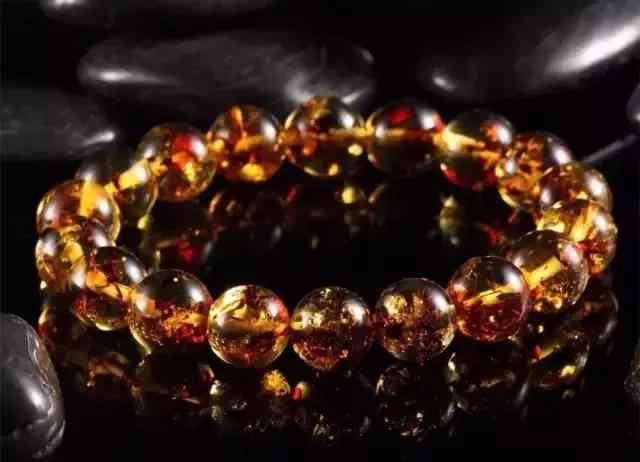 紫水晶和黄水晶哪个更招财(黄水晶适合什么属相的人)插图36 紫水晶和黄水晶哪个更招财(黄水晶适合什么属相的人)插图36