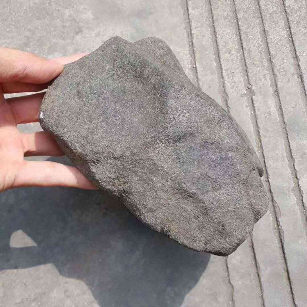 翡翠原石皮壳大全(翡翠原石多少钱一公斤)插图6 翡翠原石皮壳大全(翡翠原石多少钱一公斤)插图6