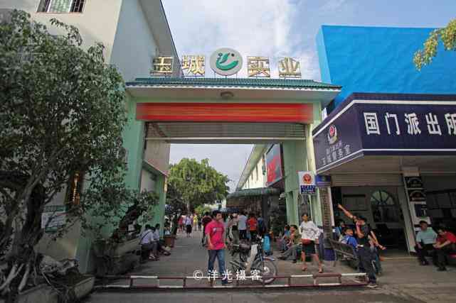 哪里的玉手镯最好(哪里的玉手镯最好最便宜)插图7 哪里的玉手镯最好(哪里的玉手镯最好最便宜)插图7