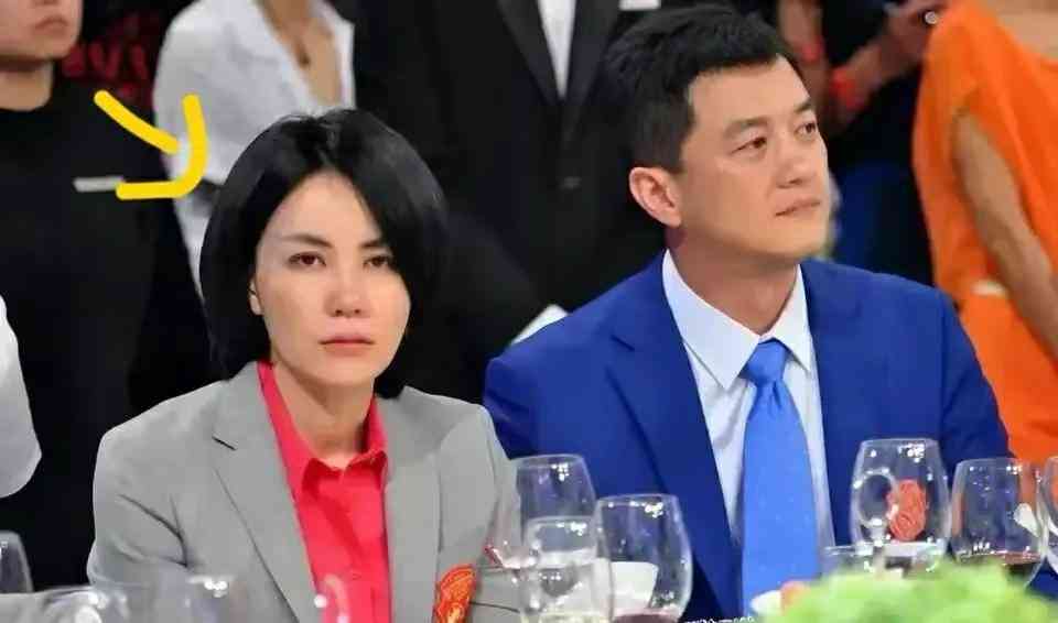 钻戒品牌logo大全(钻戒品牌图案)插图28