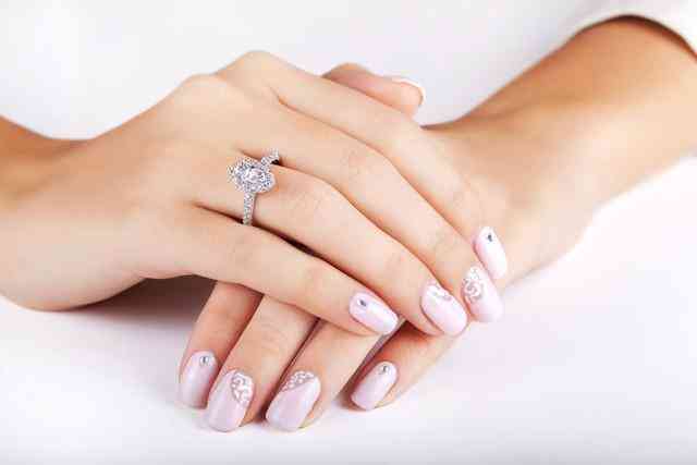 周大福钻戒款式(周大福30分钻戒大概多少钱)