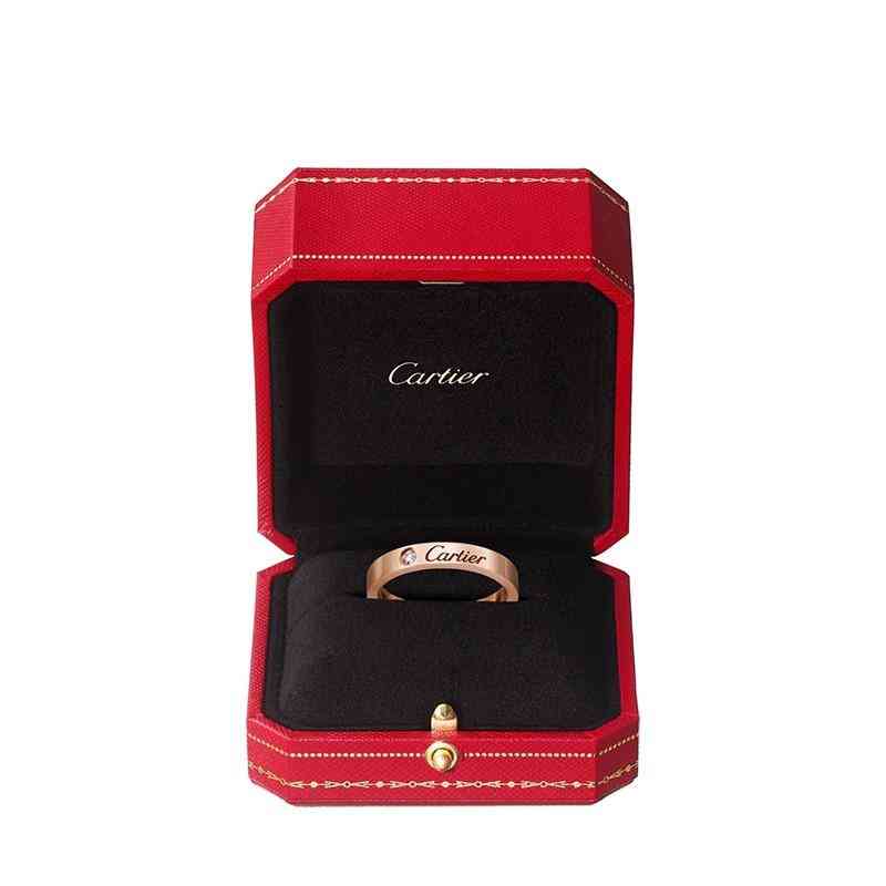 卡地亚经典戒指(卡地亚三钻戒指价格)插图2 卡地亚经典戒指(卡地亚三钻戒指价格)插图2