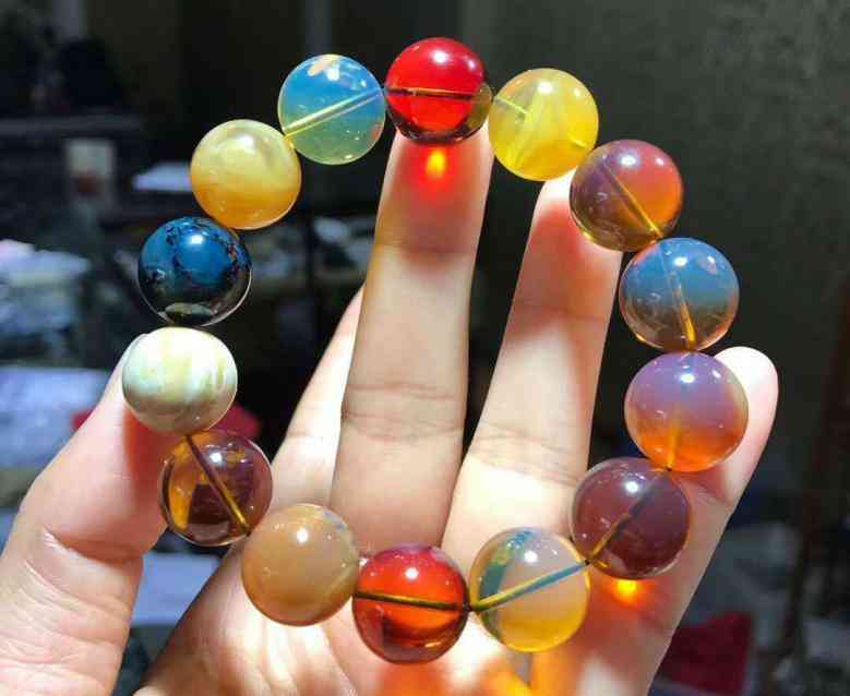 血琥珀的价格是多少一克(血琥珀价格多少钱一克)插图12 血琥珀的价格是多少一克(血琥珀价格多少钱一克)插图12