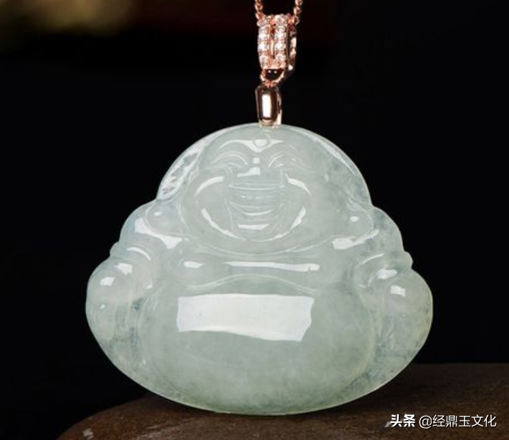 翡翠等级划分及颜色(翡翠颜色等级划分由高到低)插图8 翡翠等级划分及颜色(翡翠颜色等级划分由高到低)插图8