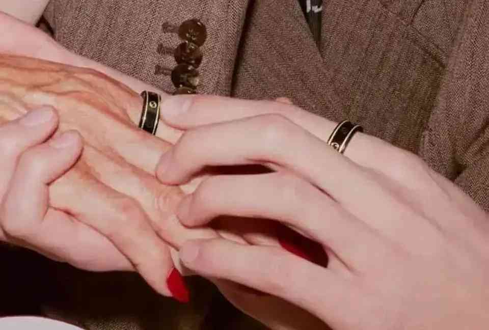 18k戒指多少钱(一般18k金戒指多少钱)插图1 18k戒指多少钱(一般18k金戒指多少钱)插图1