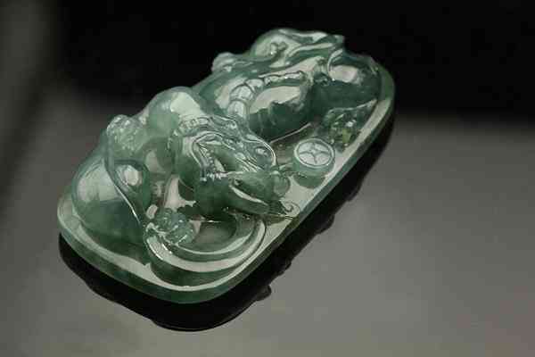 老坑冰种翡翠是什么意思(冰种和糯种哪个好)插图6