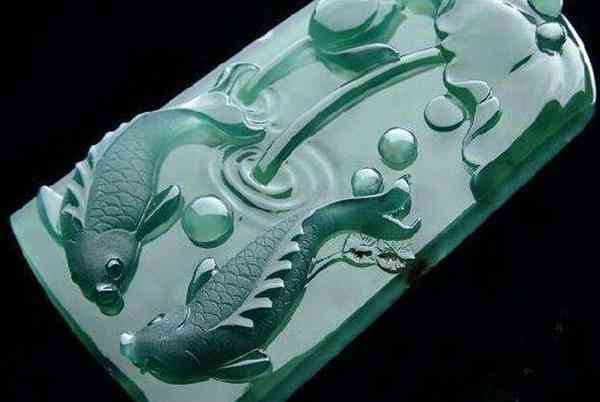 老坑冰种翡翠是什么意思(冰种和糯种哪个好)插图8