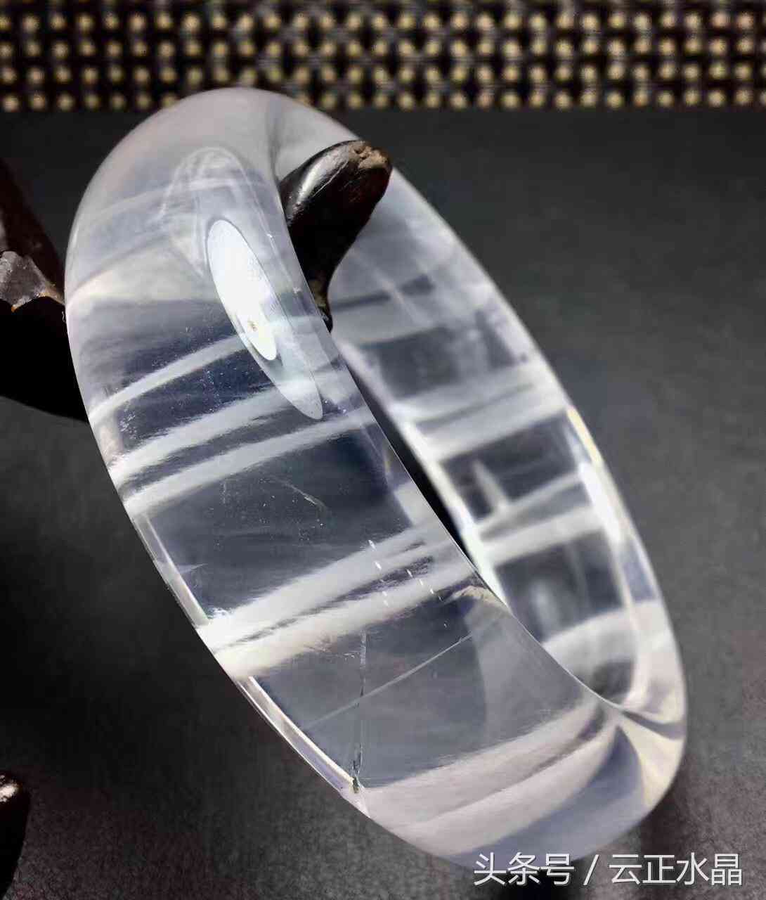 粉水晶手镯贵吗一般多少钱(粉水晶手镯容易碎吗)插图6