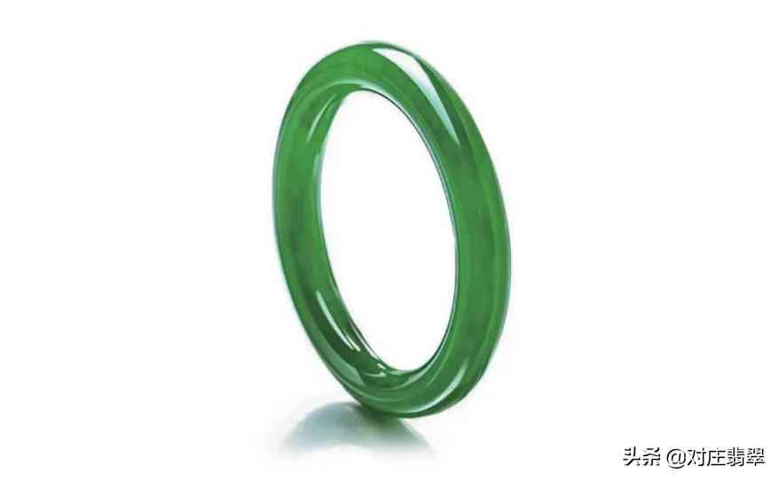 翡翠手镯的价格(翡翠手镯价格对照表图)插图2