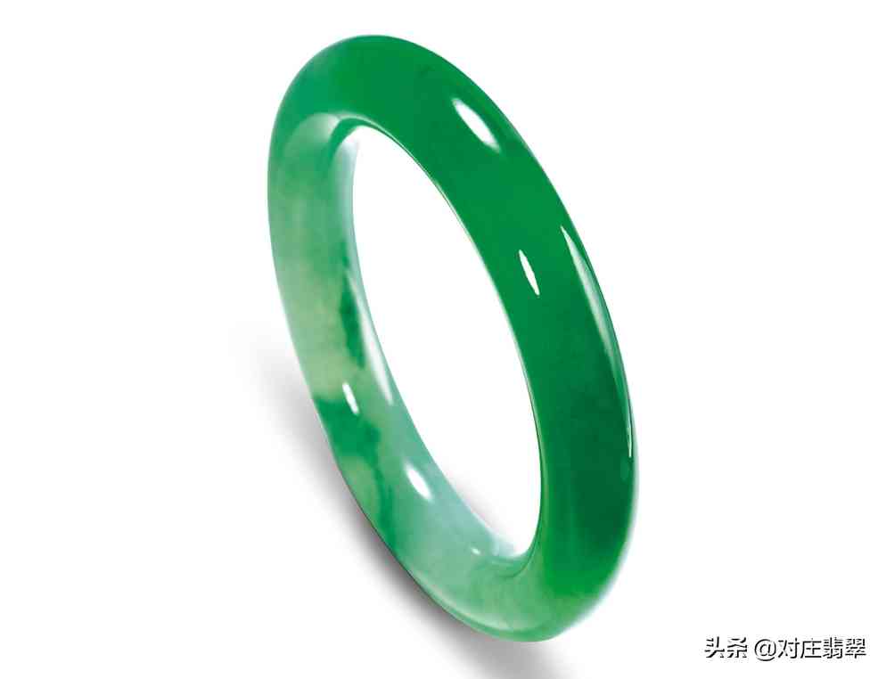 翡翠手镯的价格(翡翠手镯价格对照表图)插图5