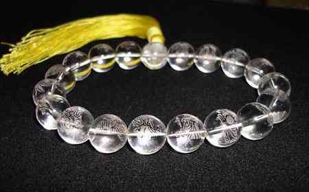 女生佩戴茶水晶的禁忌(女生佩戴茶水晶的禁忌是什么)插图3 女生佩戴茶水晶的禁忌(女生佩戴茶水晶的禁忌是什么)插图3