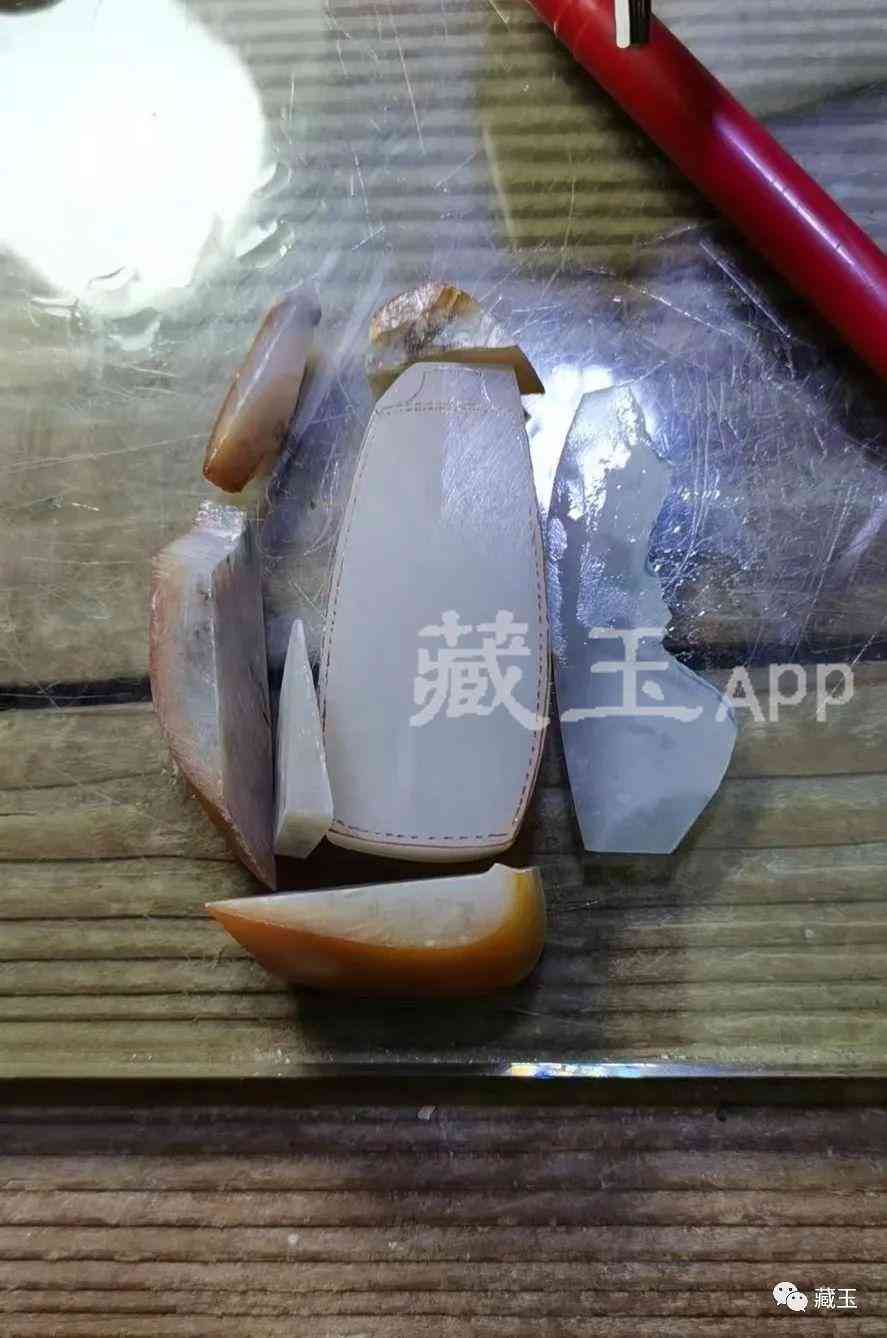 和田玉牌子一般值多少钱(和田玉牌子最好是什么尺寸)插图17