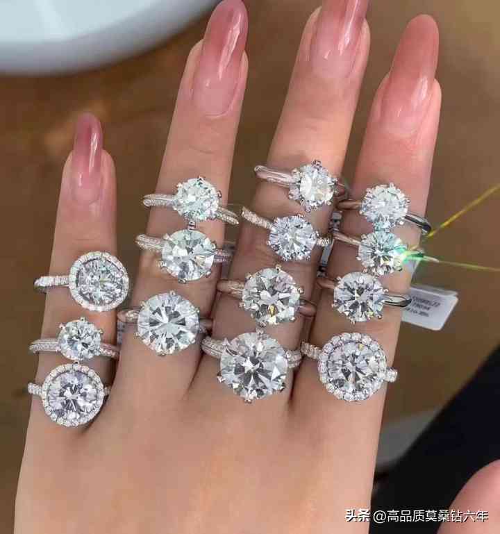 莫桑钻戒指一般多少钱(莫桑钻戒值多少钱一克)插图2 莫桑钻戒指一般多少钱(莫桑钻戒值多少钱一克)插图2