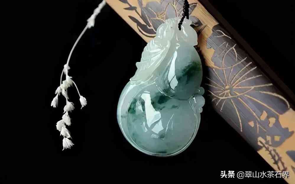 翡翠专业知识大全(翡翠的专业知识和语术)插图16