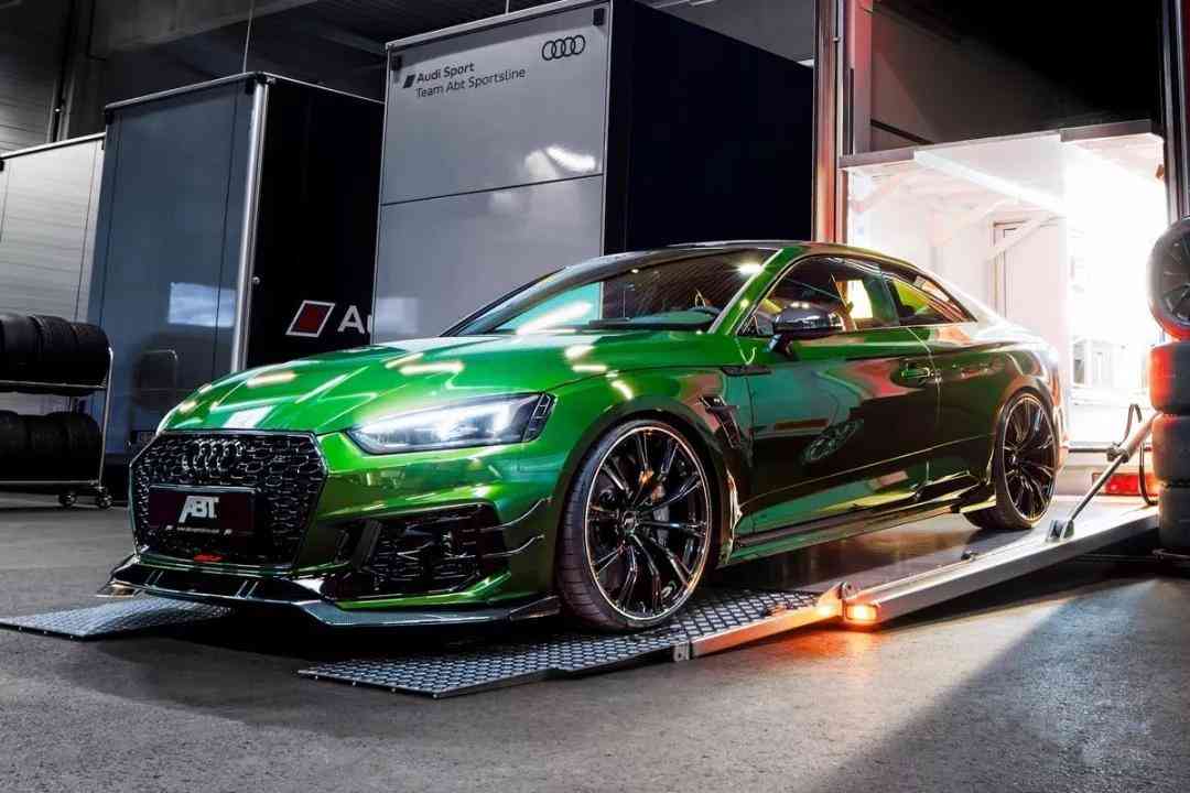 蒂芙尼蓝车(蒂芙尼蓝车内饰)