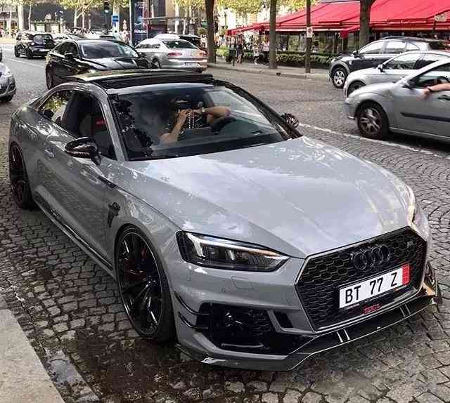 蒂芙尼蓝车(蒂芙尼蓝车内饰)插图3