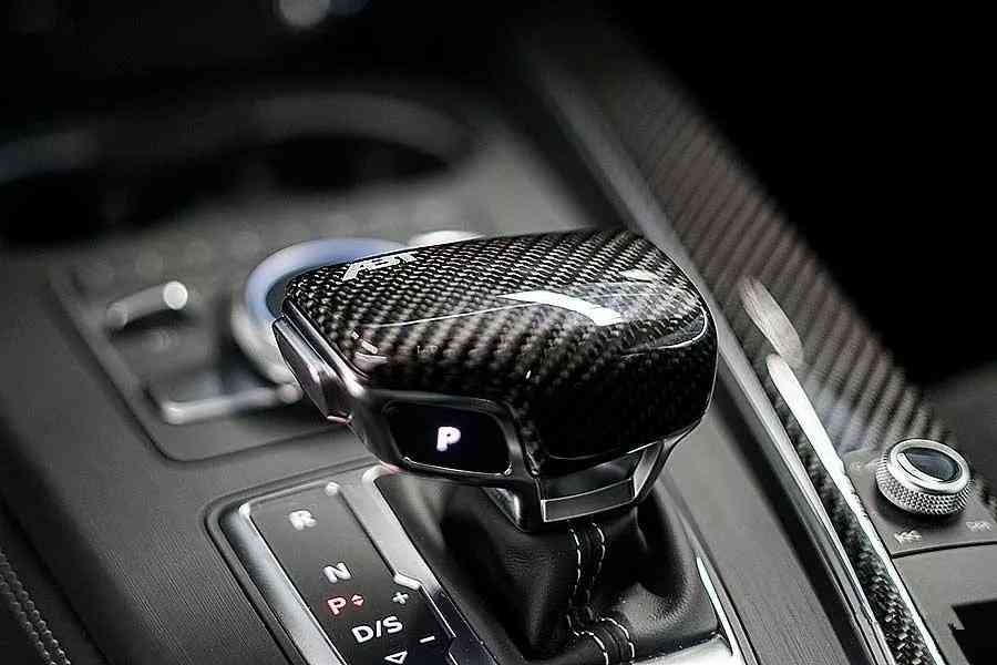 蒂芙尼蓝车(蒂芙尼蓝车内饰)插图5