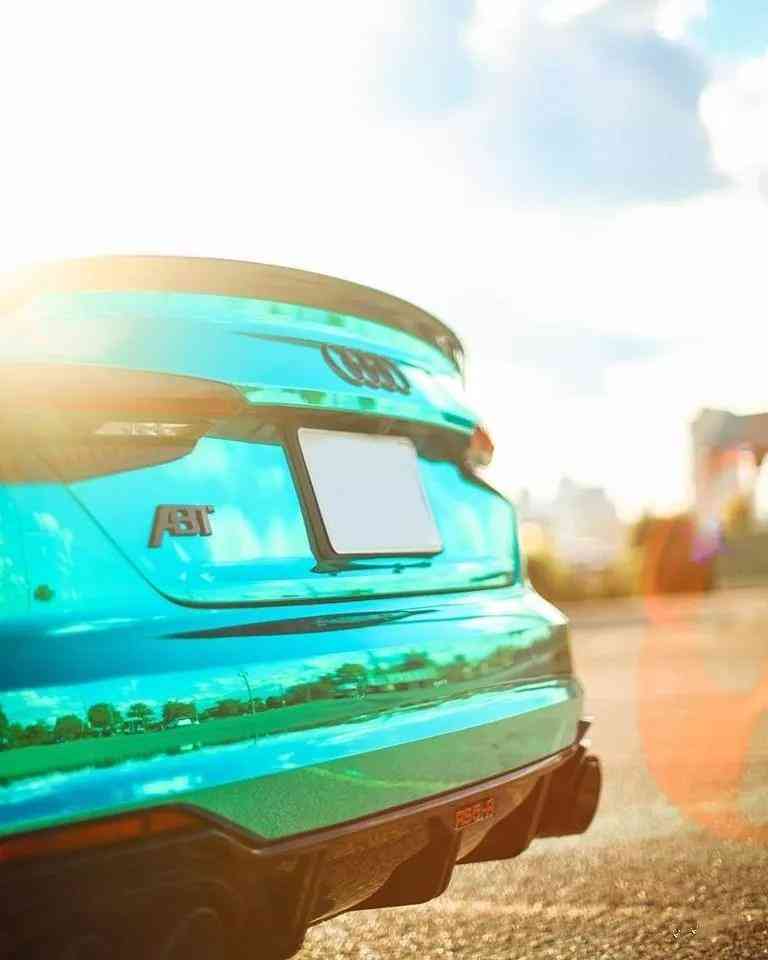 蒂芙尼蓝车(蒂芙尼蓝车内饰)插图16