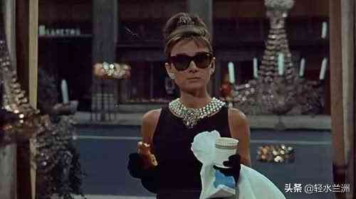 蒂凡尼的早餐影评(蒂凡尼的早餐影评1500)插图2 蒂凡尼的早餐影评(蒂凡尼的早餐影评1500)插图2