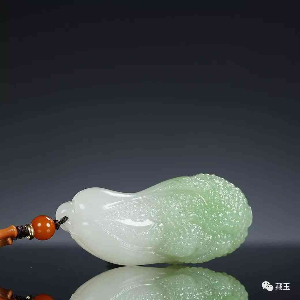 翠青玉手镯价格(翠青手镯图片)插图4