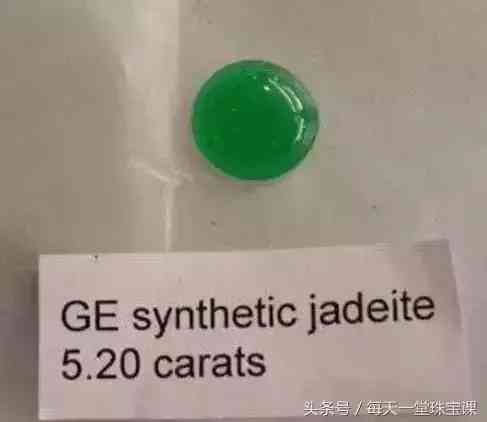 金丝玉为什么不建议戴(金丝玉为什么不建议戴右手)插图1