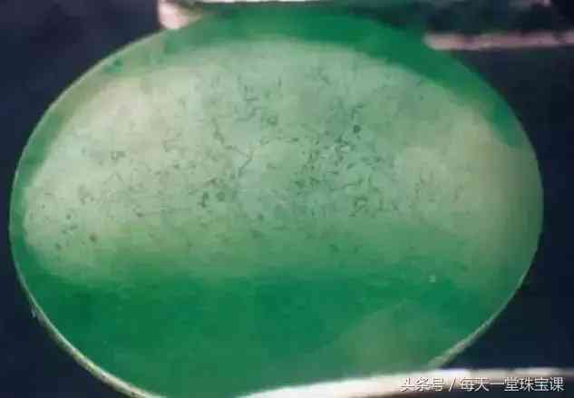 金丝玉为什么不建议戴(金丝玉为什么不建议戴右手)插图19