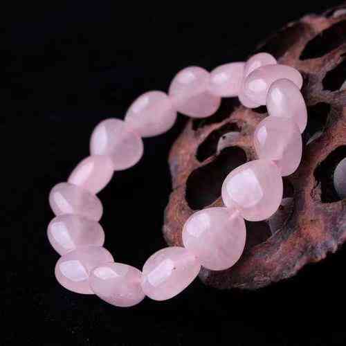 水晶石的作用与功效(水晶球的作用与功效)插图1 水晶石的作用与功效(水晶球的作用与功效)插图1