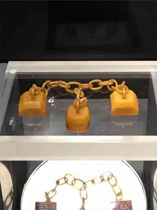 2022年田黄原石一克多少钱(田黄原石的特征)插图2 2022年田黄原石一克多少钱(田黄原石的特征)插图2