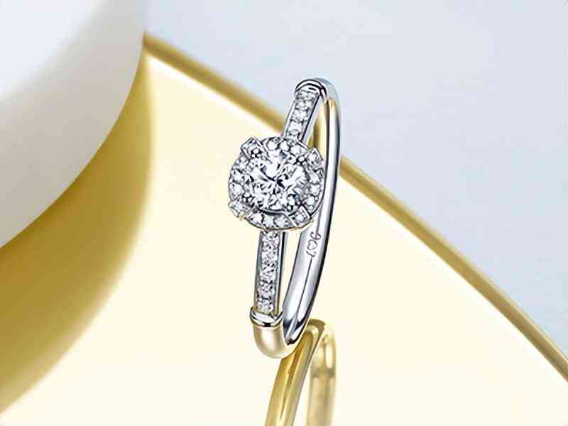 订婚戒指什么牌子好(订婚戒指什么牌子好看)