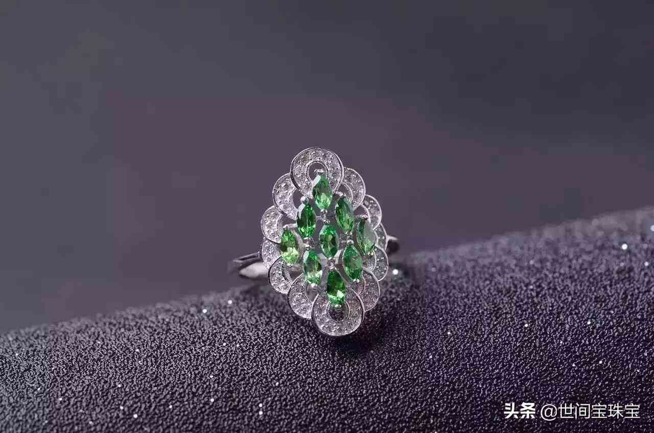 沙弗莱石价格(沙弗莱石多少钱一克)插图7 沙弗莱石价格(沙弗莱石多少钱一克)插图7