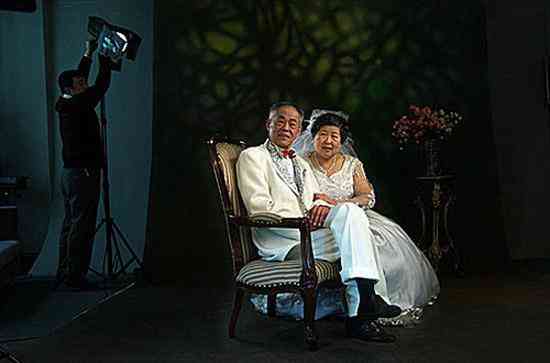 钻石婚是结婚多少年(中国钻石婚是结婚多少年)插图2