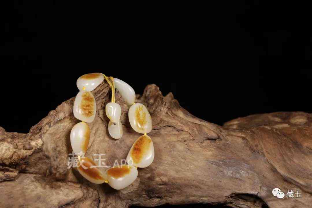 和田玉籽料手串价格(周大福和田玉手串值得买吗)