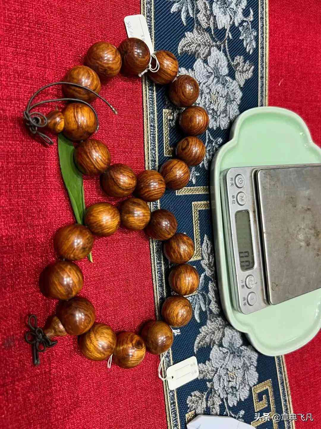 海南黄花梨手串(海南黄花梨手串多少钱一串)插图1