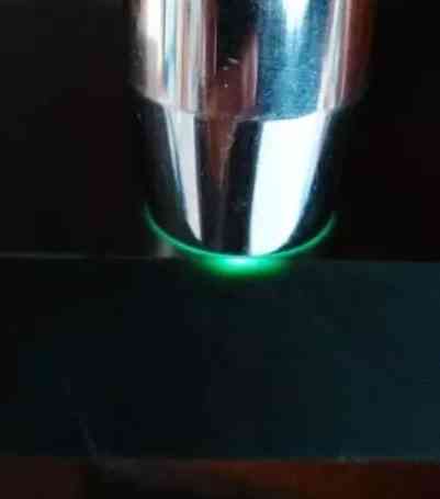 和田玉不值钱的几种料(真玉和假玉在灯光下有啥区别)插图4 和田玉不值钱的几种料(真玉和假玉在灯光下有啥区别)插图4