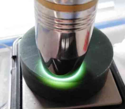 和田玉不值钱的几种料(真玉和假玉在灯光下有啥区别)插图6 和田玉不值钱的几种料(真玉和假玉在灯光下有啥区别)插图6