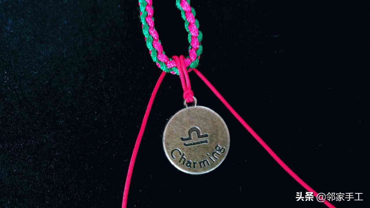 吊坠挂绳打结方法(吊坠挂绳打结方法视频教程)插图1 吊坠挂绳打结方法(吊坠挂绳打结方法视频教程)插图1