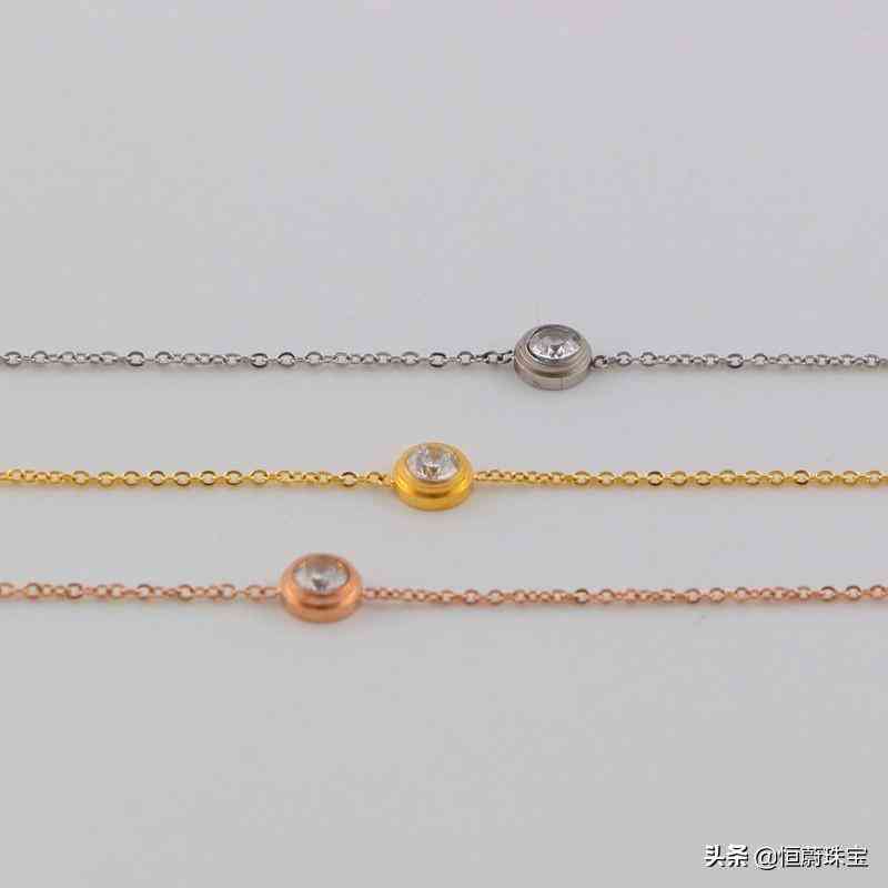 奢侈品手链品牌排行榜前十名(奢侈品手链图片大全)插图15 奢侈品手链品牌排行榜前十名(奢侈品手链图片大全)插图15